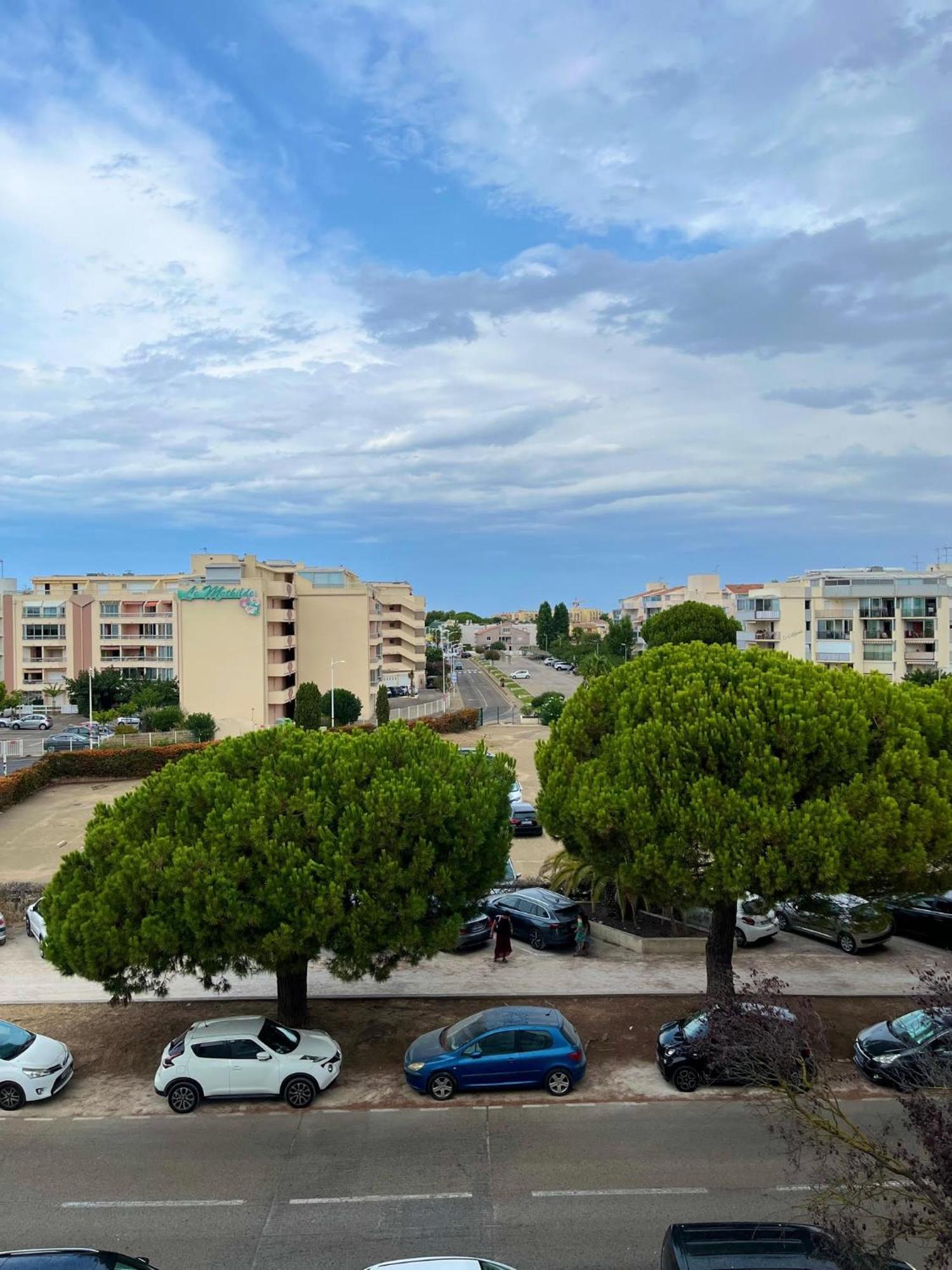 Appartement Devant La Mer + Parking Le Grau-du-Roi Exterior photo
